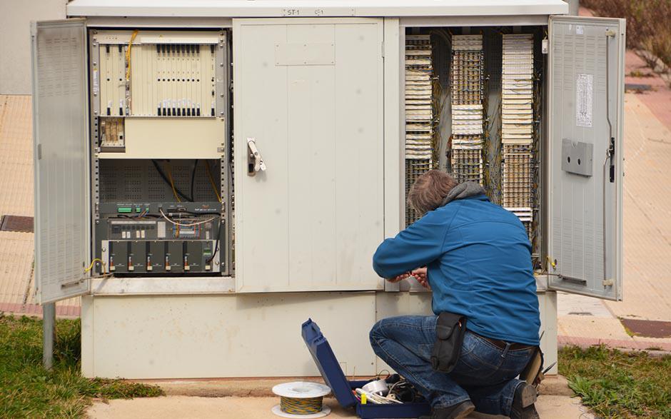 je recherche un électricien Paris 19
